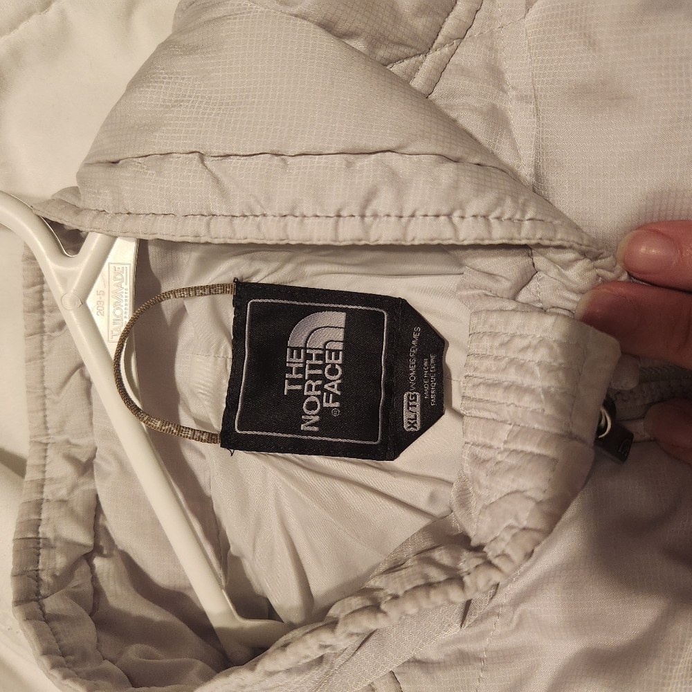 North Face Jacket - Picture 11 of 12